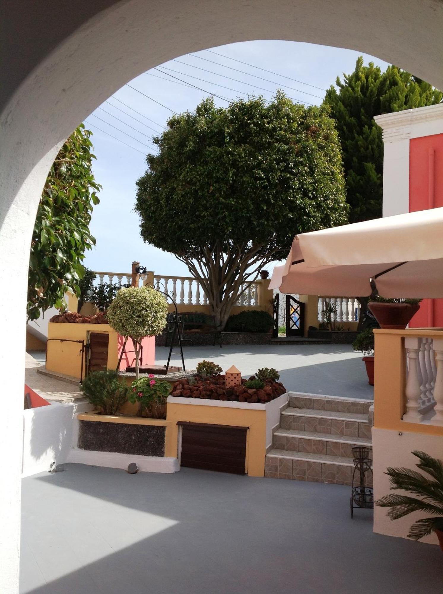Pansion Zaharoula Hotel Fira  Bagian luar foto